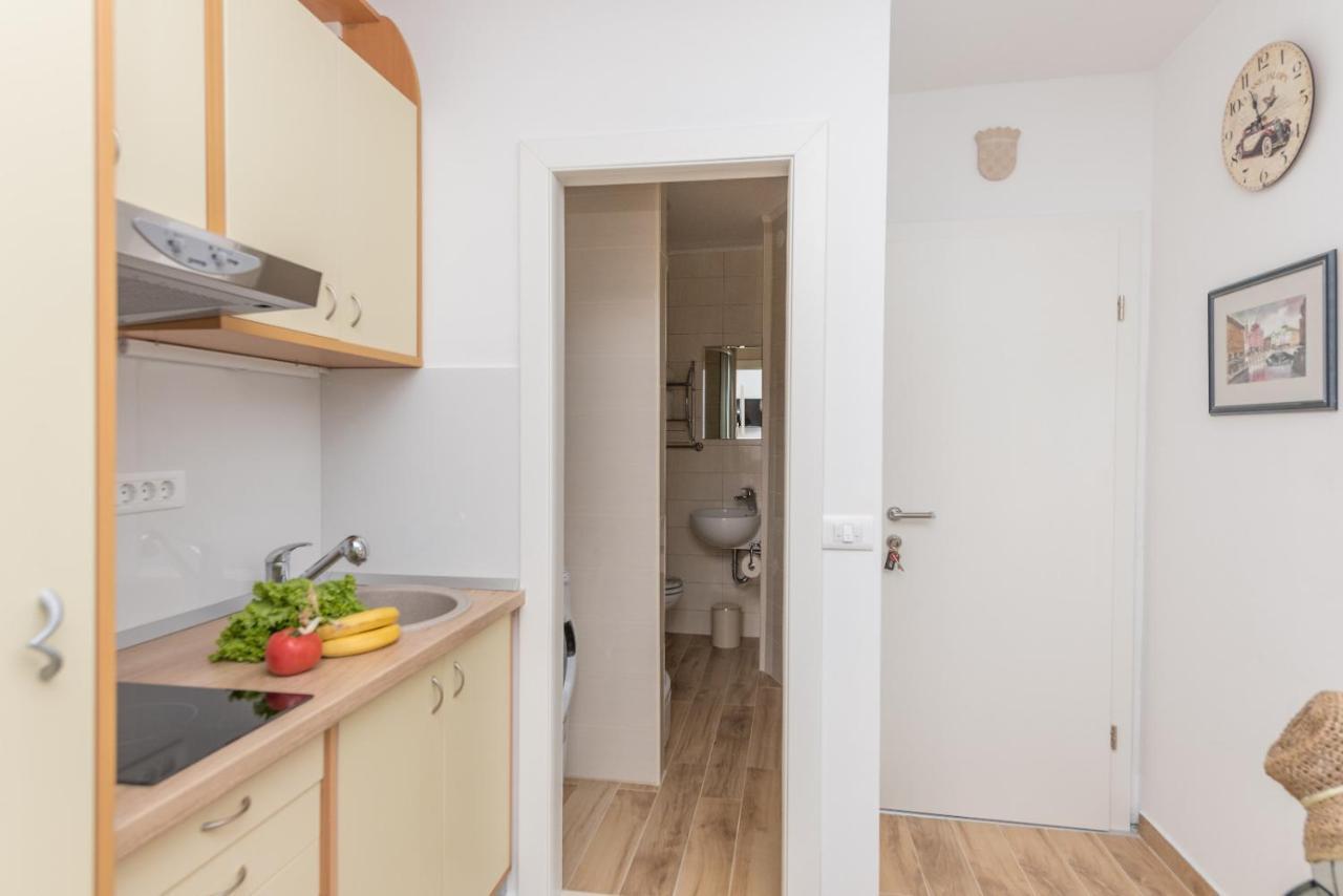 East Side Deluxe Suite Μακάρσκα Εξωτερικό φωτογραφία